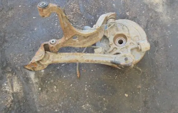 Suzuki Grand Vitara II Rear wheel hub