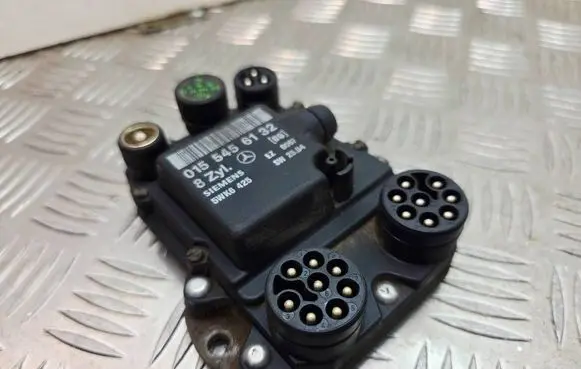 Mercedes-Benz CL C140 Engine control unit/module 0155456132 5WK6425