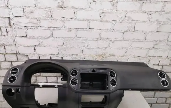Volkswagen Golf Plus Dashboard