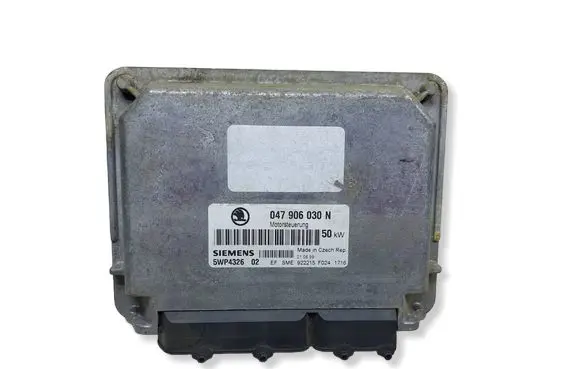 Skoda Felicia I Engine control unit/module 047906030N 5WP4326