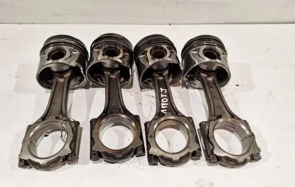 Opel Agila B Piston with connecting rod K12B