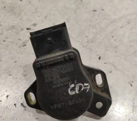 Rear air suspension level height sensor