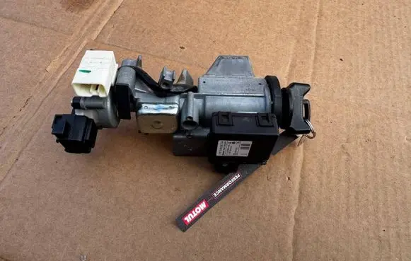 Suzuki SX4 Ignition lock 3397065J00 5WK49182 97RI010017