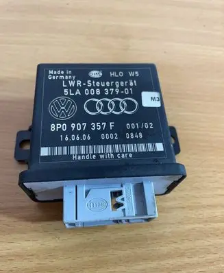 Audi A6 S6 C6 4F Light module LCM 5LA00837901 8P0907357F