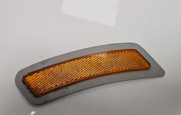 BMW M4 F82 F83 Front reflector 7848581 24135110