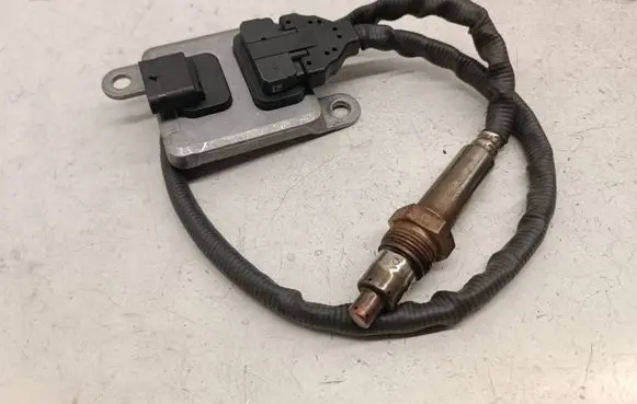 Mercedes-Benz C W205 Lambda probe sensor A0009051512 0009051512 A3C03398600