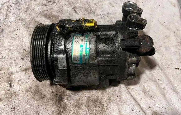 Peugeot 607 Air conditioning (A/C) compressor (pump) 9656572380 04571904561