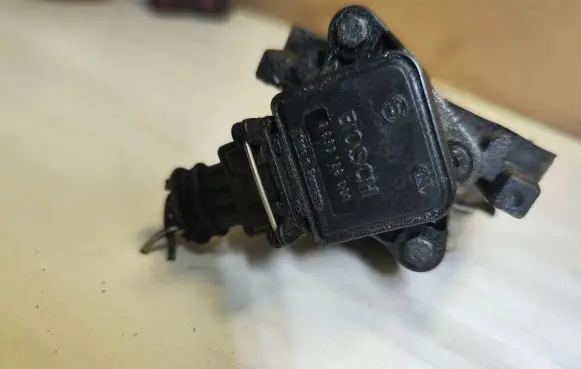 Volvo S80 Throttle valve 3531842