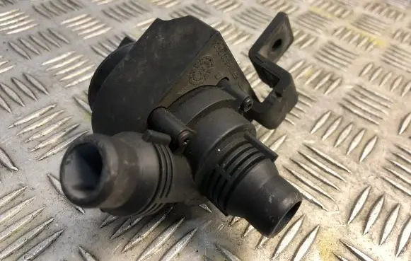 BMW 5 E60 E61 Electric auxiliary coolant/water pump 6917700