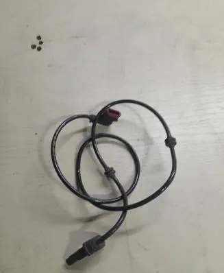 Mercedes-Benz E C207 W207 ABS rear brake sensor A2075400317