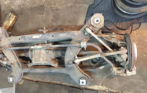 Mercedes-Benz C W205 Rear subframe 2053508009 150915 0531157
