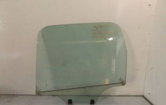 Citroen C3 Picasso Rear door window glass