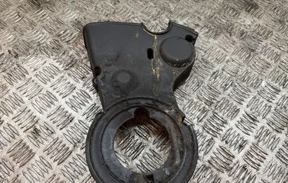 Volkswagen Golf VII Timing belt guard (cover) 04L109147D