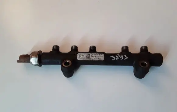 Ford Focus Fuel main line pipe 9804776780