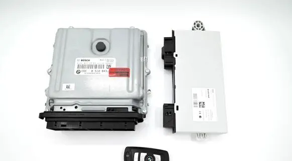 BMW 5 F10 F11 Engine ECU kit and lock set 8510643 13618510643 0281016938