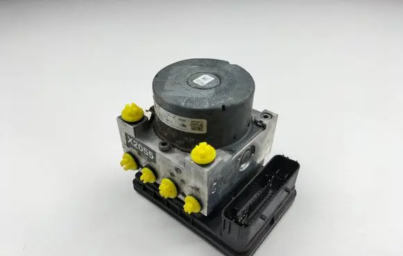 Ford Focus ABS Pump F1FC2C405AF