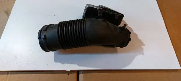 Audi A6 S6 C6 4F Air intake hose/pipe 06E129629E