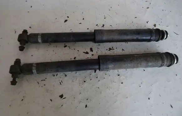 Toyota Prius (XW20) Rear shock absorber/damper