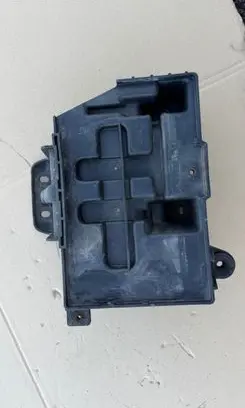 KIA Sportage Battery tray 371502Y200