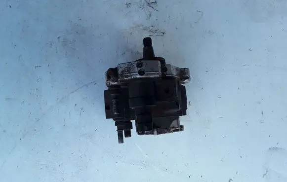 Renault Master II Fuel injection high pressure pump 0445010033 8200170377
