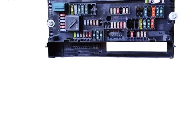 BMW X3 F25 Fuse module 9210863 02400135 117033444