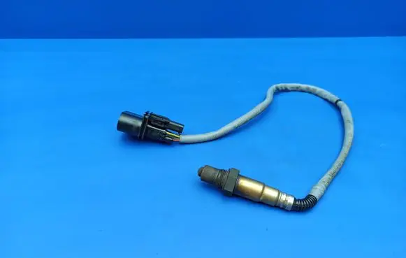 BMW 6 E63 E64 Lambda probe sensor 752170502 0258007208