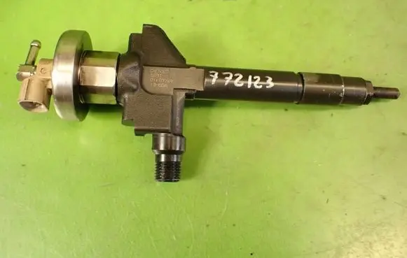 Mazda 6 Fuel injector 13H50A