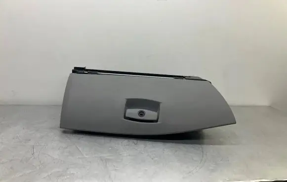 BMW 5 E60 E61 Glove box 7034080 81010000