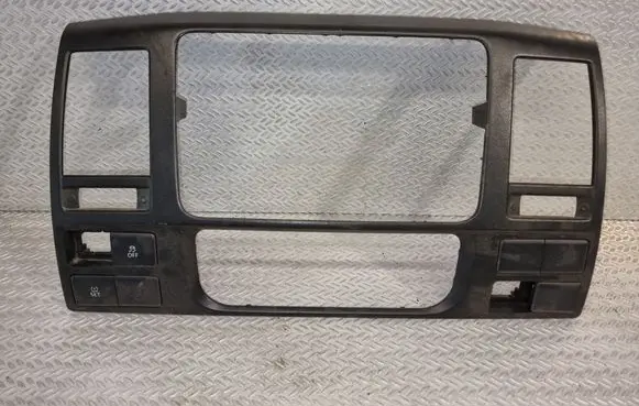 Volkswagen Transporter - Caravelle T5 Radio/GPS head unit trim 7E0857237L