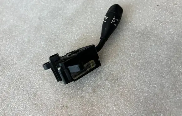 Mercedes-Benz CLK A209 C209 Steering wheel adjustment handle/lever A0005453522