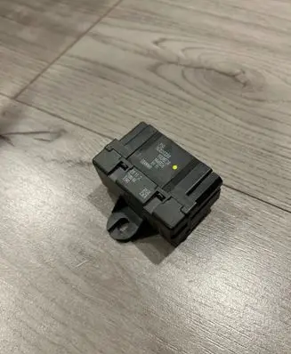 Citroen C5 Seat heating relay 9638053380 9445536