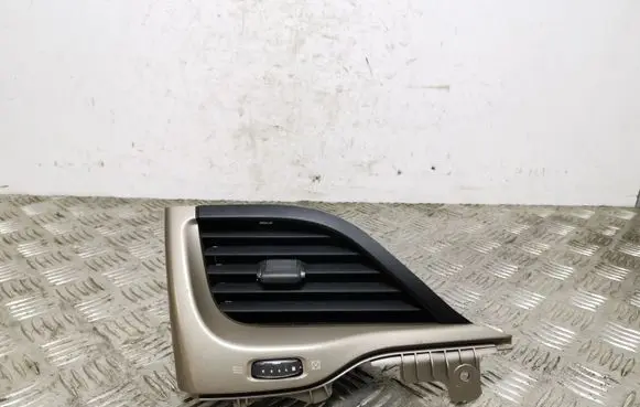 Jeep Cherokee Dashboard side air vent grill/cover trim 75529A01