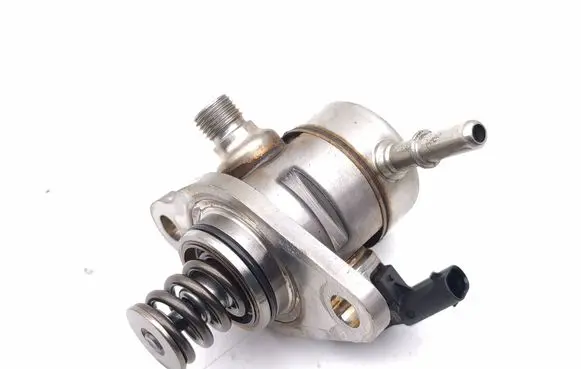 Peugeot 2008 II Fuel injection high pressure pump 9812133780