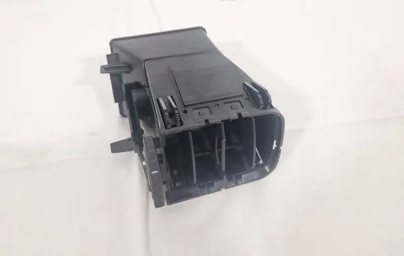 Skoda Fabia Mk2 (5J) Dash center air vent grill W9113