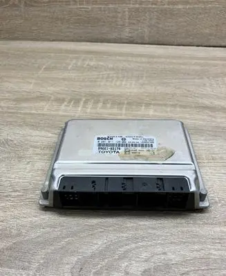 Toyota Yaris Engine control unit/module 0281011125 896610D170