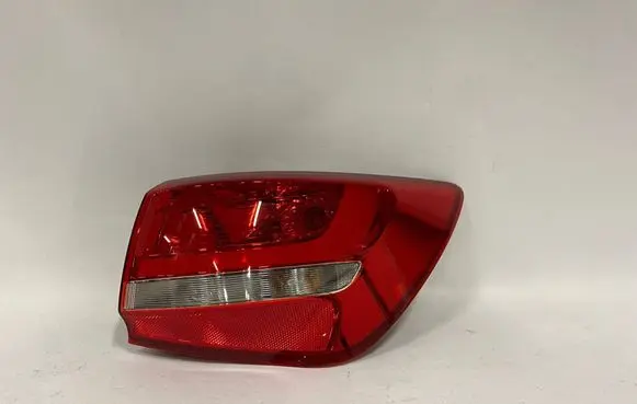 KIA Ceed Rear/tail lights 92402A2500 92402A25