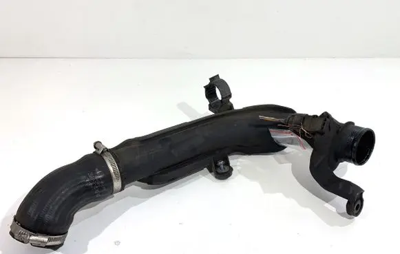 Volkswagen PASSAT CC Air intake hose/pipe 1K0145770AE