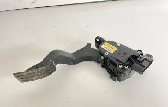 Mazda 2 Accelerator throttle pedal 6PV00856702 4S619F836AA
