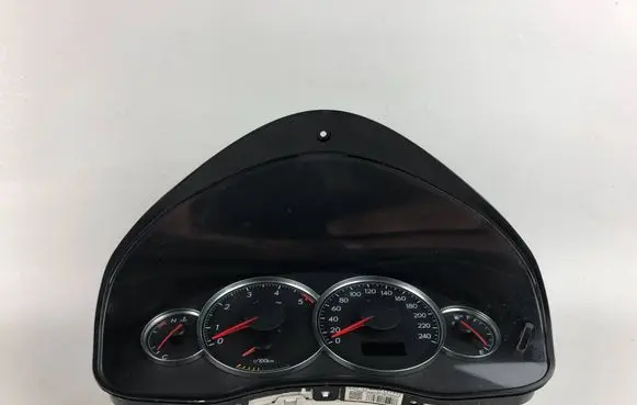Subaru Legacy Speedometer (instrument cluster) 85002AG010