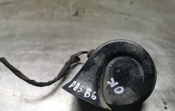 Volkswagen PASSAT B6 Horn signal