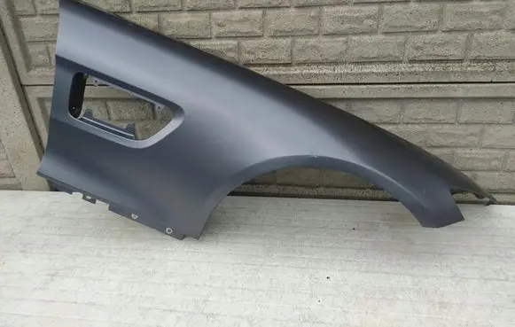 Mercedes-Benz AMG GT R190 C190 Fender