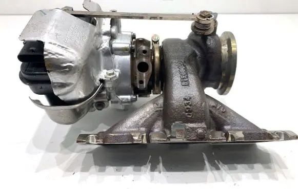 Nissan Qashqai J12 Turbo 144101912R