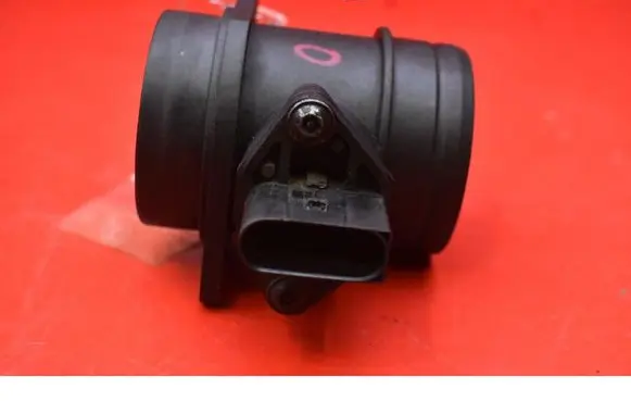 Skoda Octavia Mk1 (1U) Mass air flow meter 06A906461A