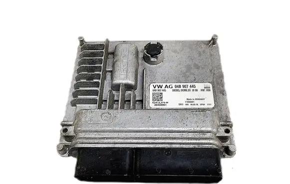Volkswagen Polo Engine control unit/module 04B907445