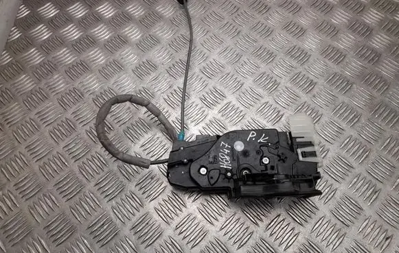 Mercedes-Benz A W177 Front door lock A0997201902
