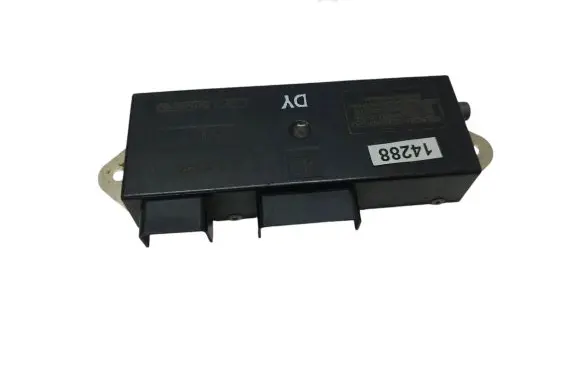 Opel Omega B1 Antenna control unit 90379276 0050673