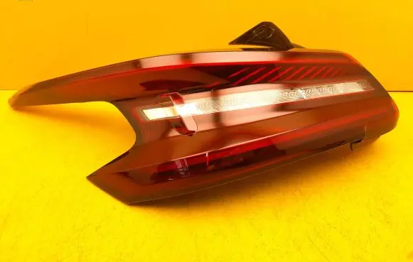 Citroen C4 X Rear/tail lights