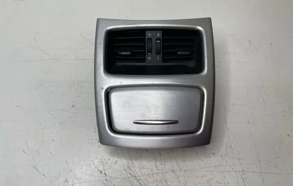 BMW 3 E92 E93 Rear air vent grill 7129556 9147395