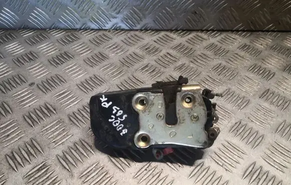 Chrysler 300 - 300C Coupe door lock (next to the handle) 4589071AC