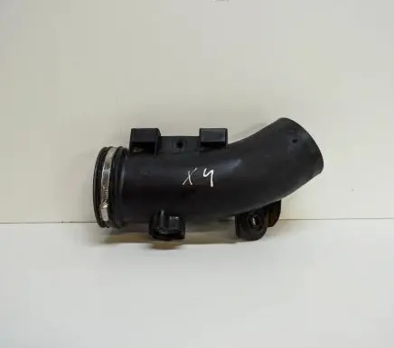 BMW X4 F26 Air intake duct part 1054695
